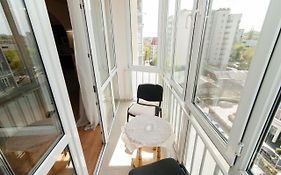 Elite Rent Crown Plaza